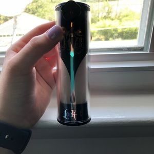 Kat Von D Lock it Foundation